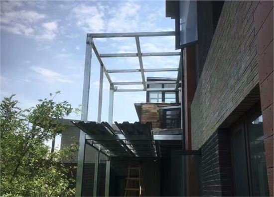 鋼結構_陜西全系統(tǒng)門窗價格_西安金剛網(wǎng)紗窗定制